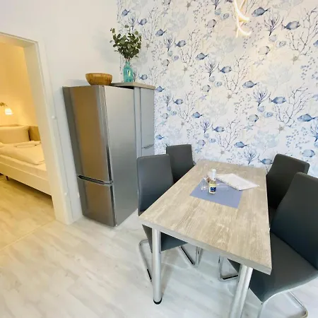 Berringer, Scholle, Direkt An Der Promenade * 로스토크