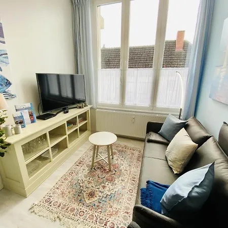 Berringer, Scholle, Direkt An Der Promenade 아파트 로스토크